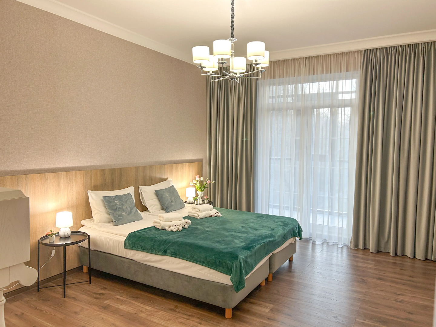 Апартаменты Sun City Apartments Shtolz 28 с Двумя Спальнями в Центре Города