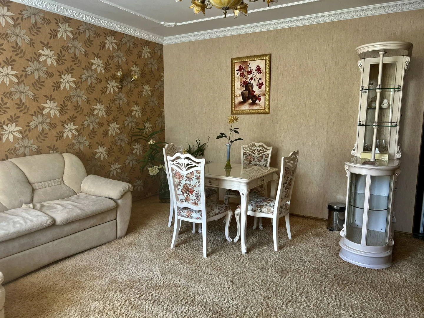 Отель Ренессанс