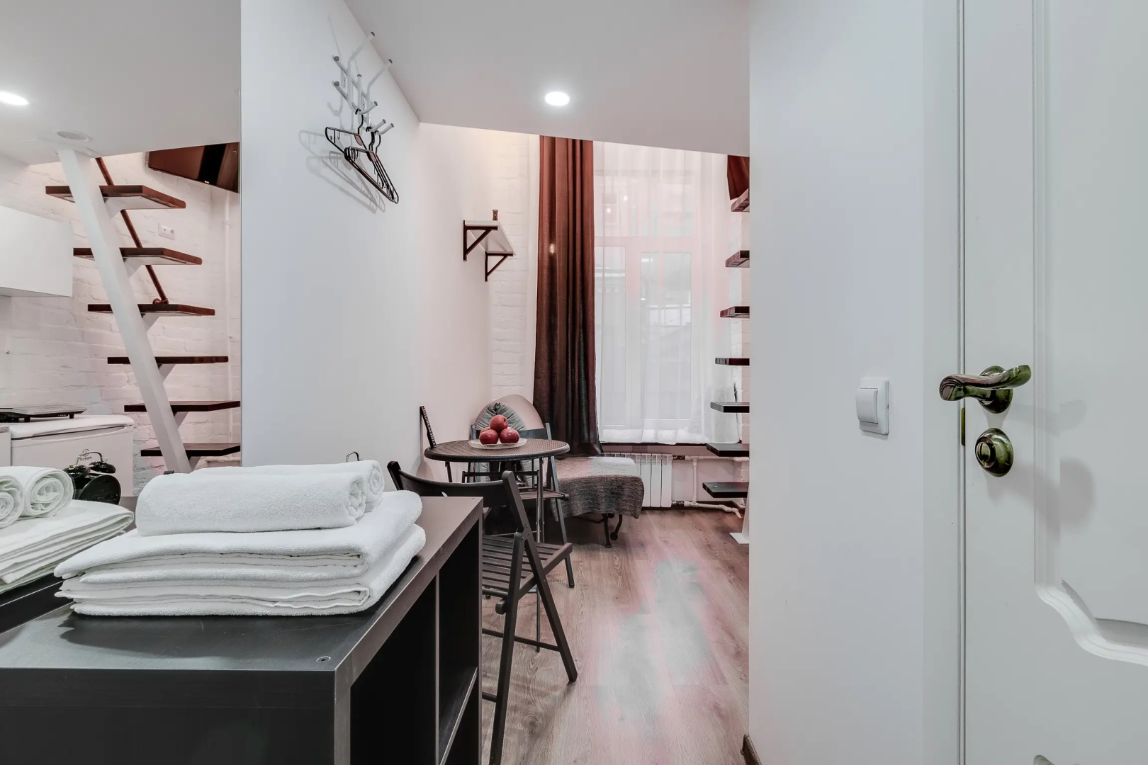 Апартаменты CITY HOUSE  Moskovskiy 1 1