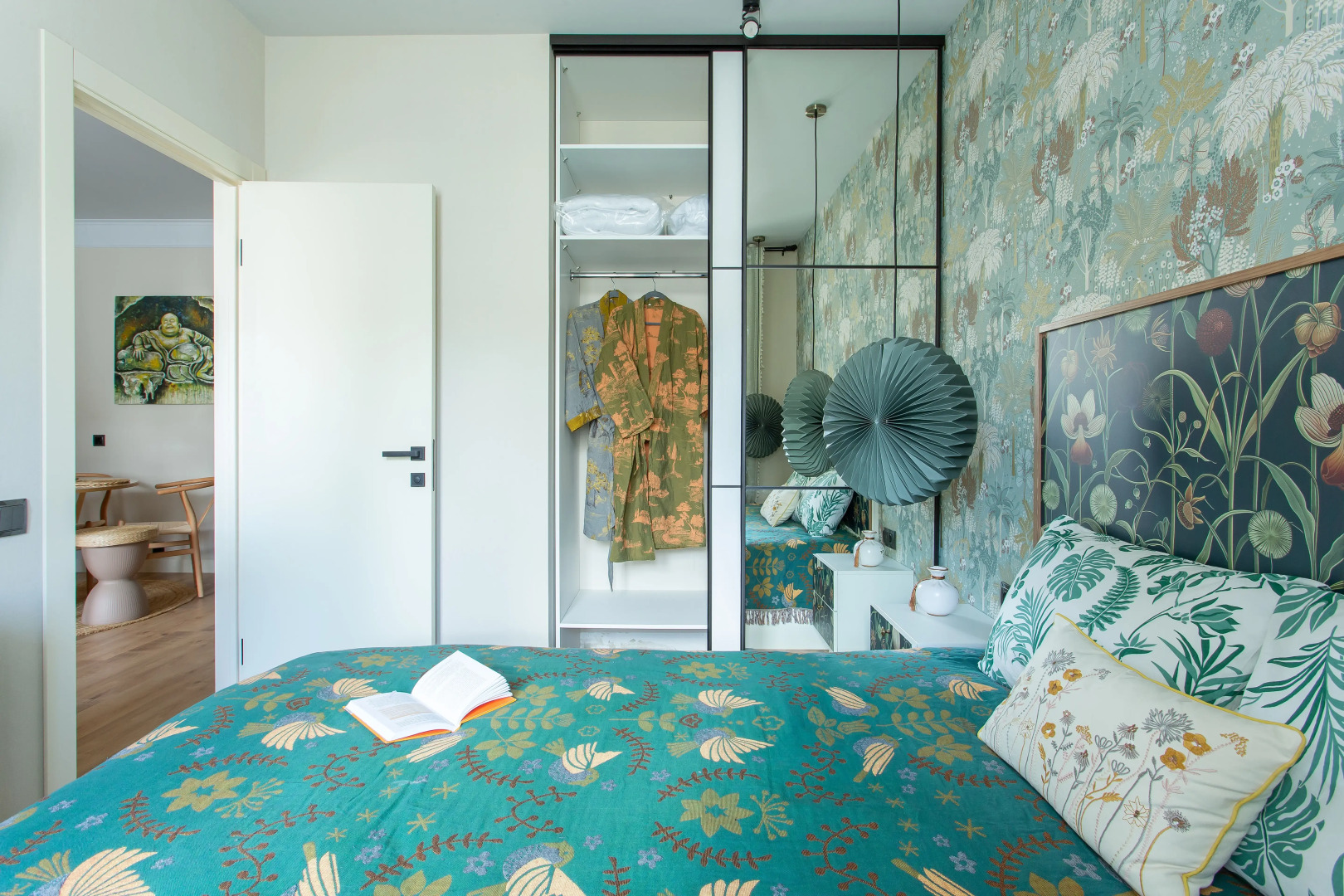 Апартаменты 2-х комнатные в экостиле в центре