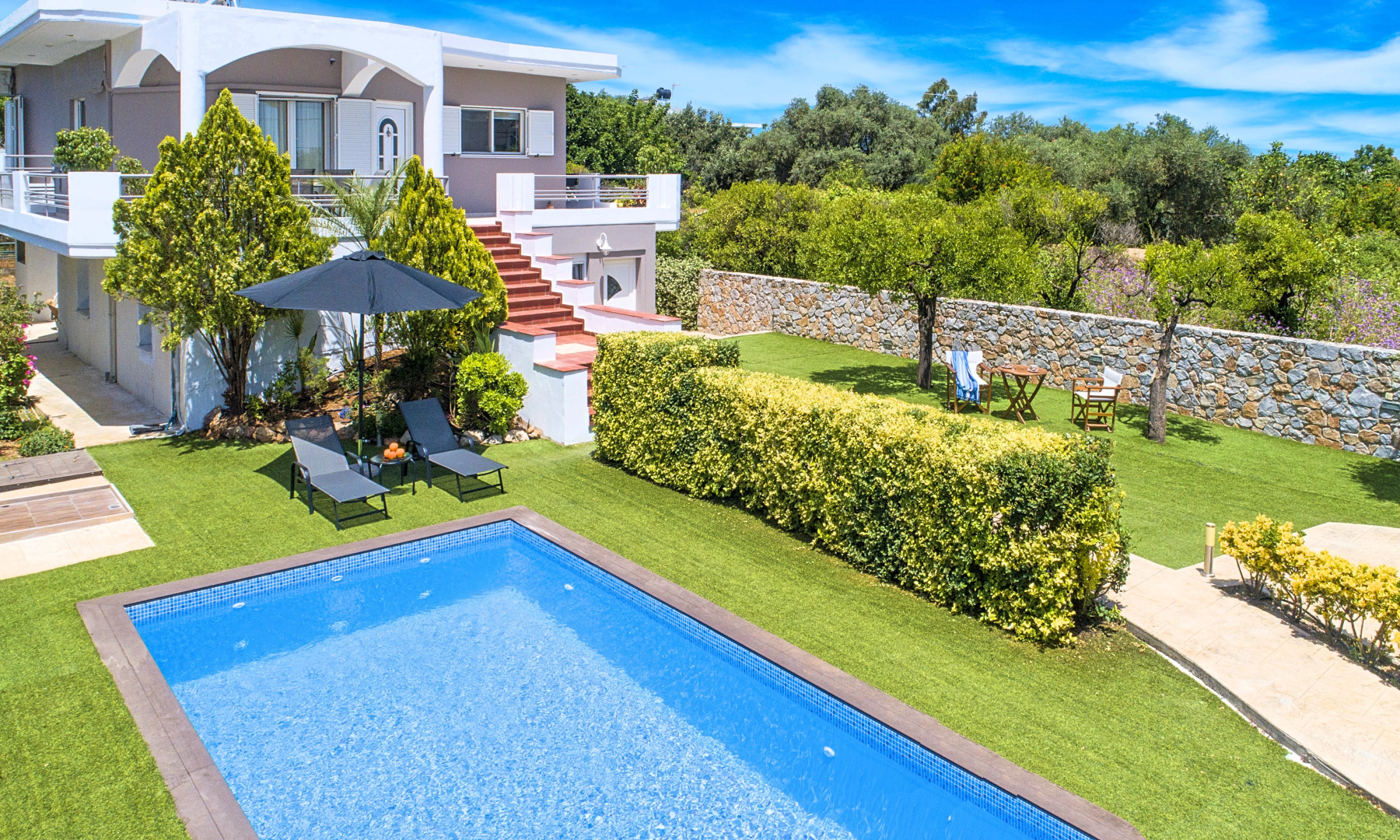 Вилла Chania City Heated Pool