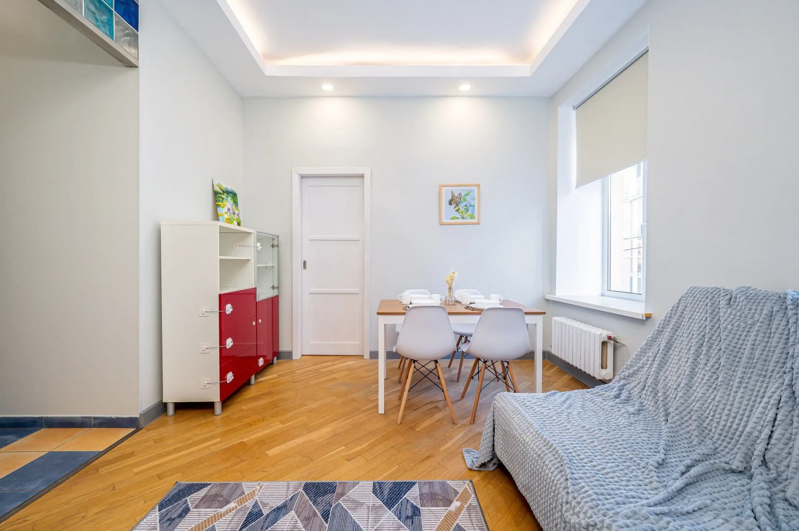 Апартаменты на Моисеенко 4