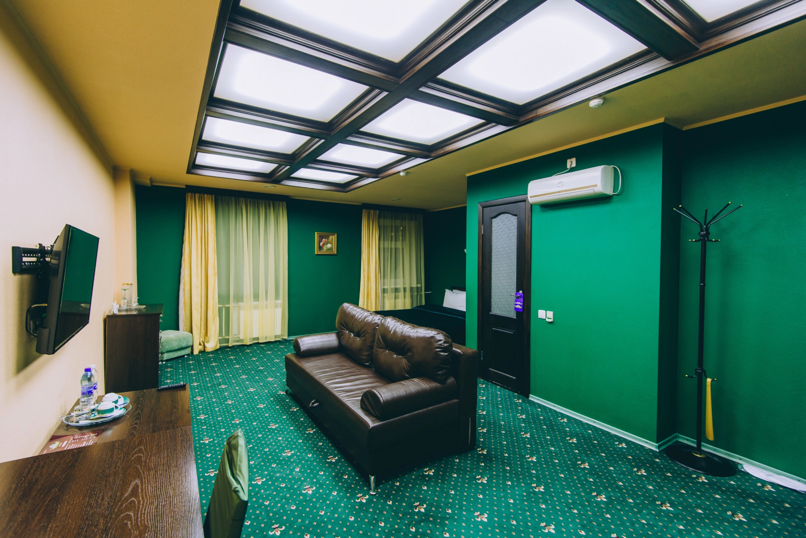 Отель Александр Хаус