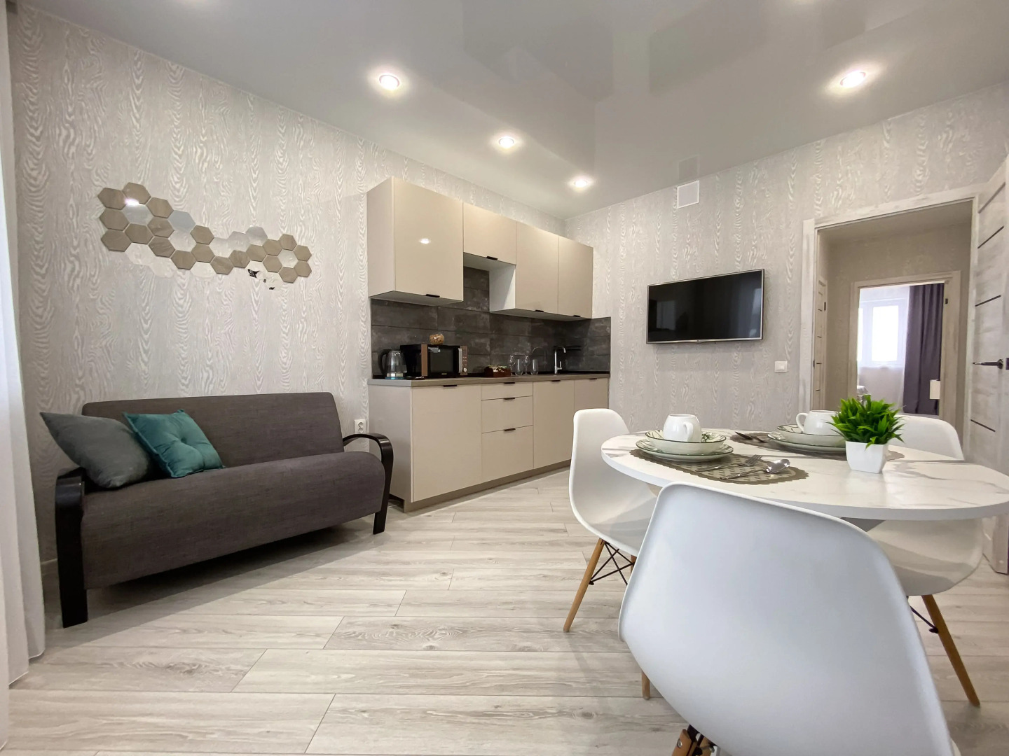 Апартаменты в центре города 286