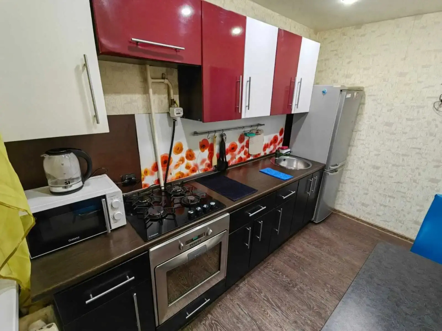 Квартира на Комарова 1