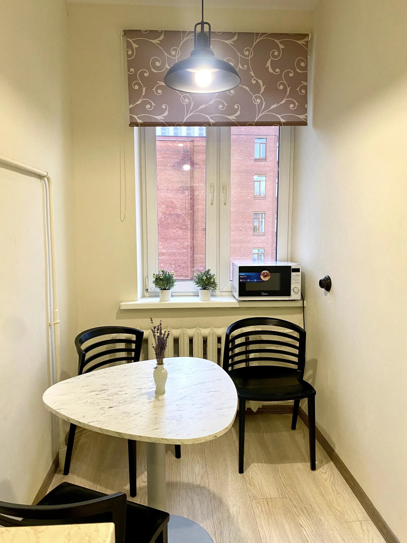 Двухкомнатная Квартира на Интернациональной 13