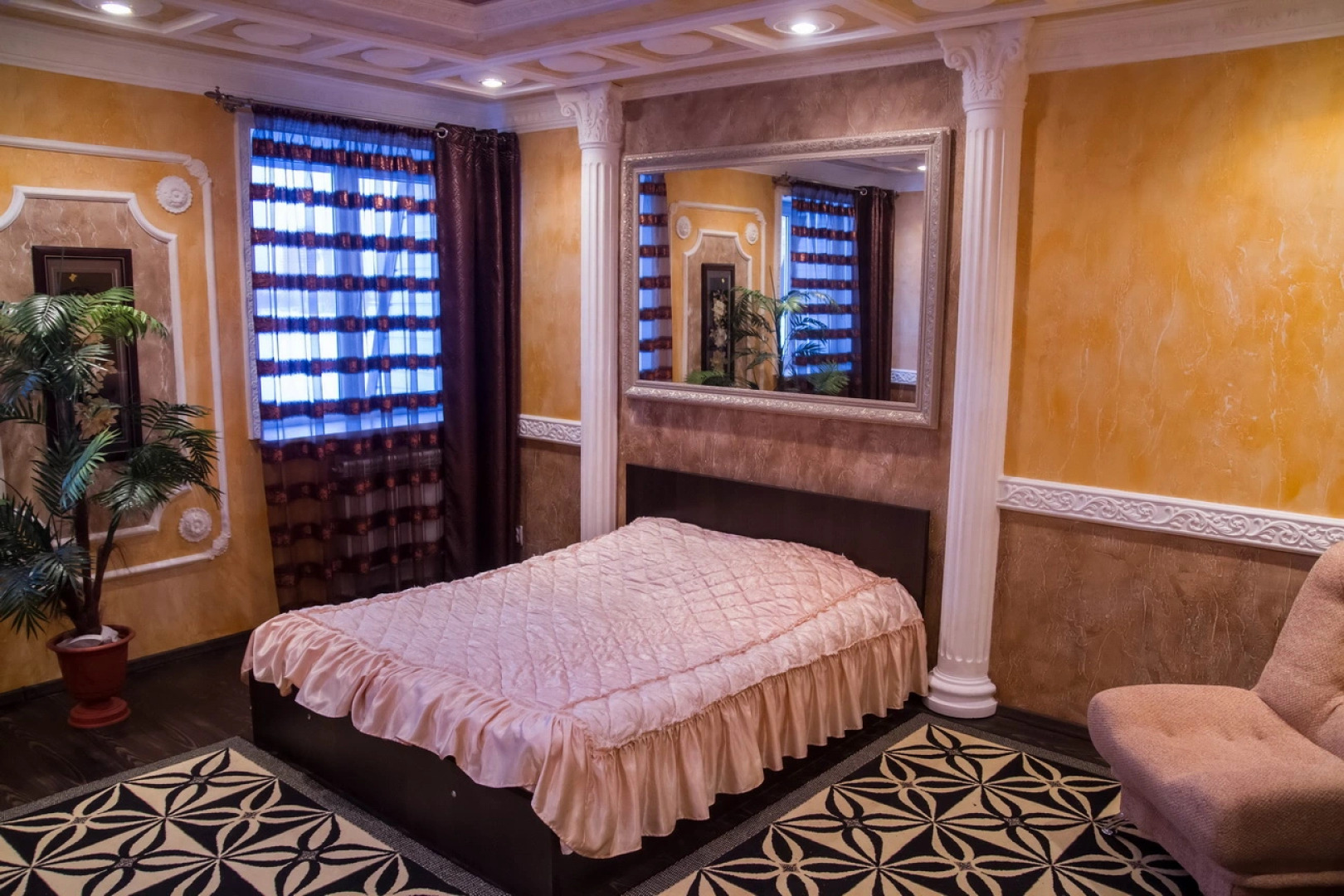 Отель Парадиз