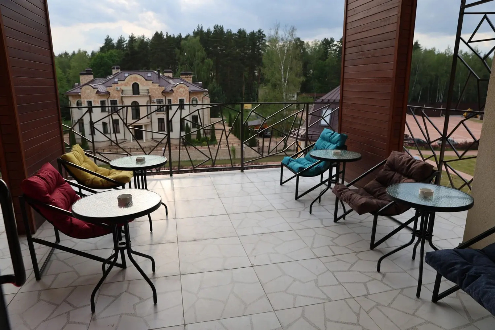 Отель Парк Светлое озеро