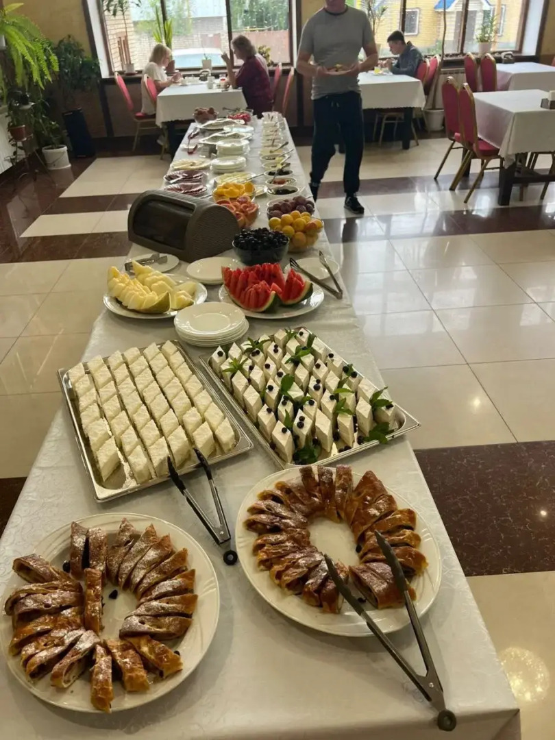 Отель Мона Лиза