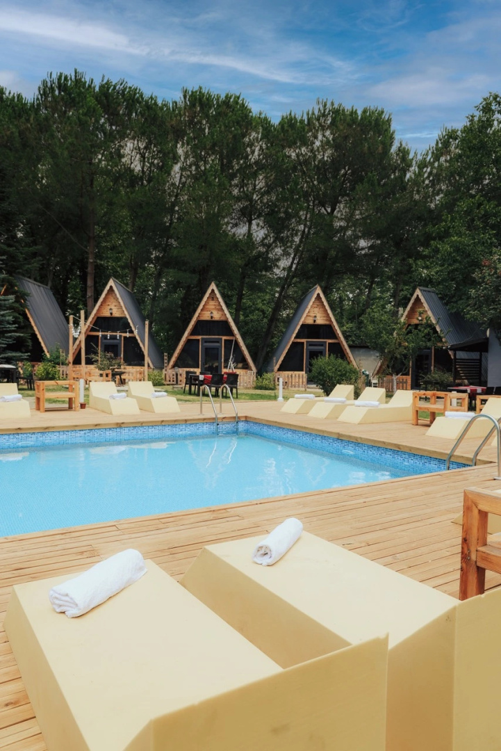 Отель Sapanca Taş Ev & Bungalow