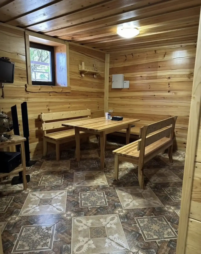 Частный дом Усадьба Сергея Пускепалиса у подножия горы Верблюд с полётами на рассвете