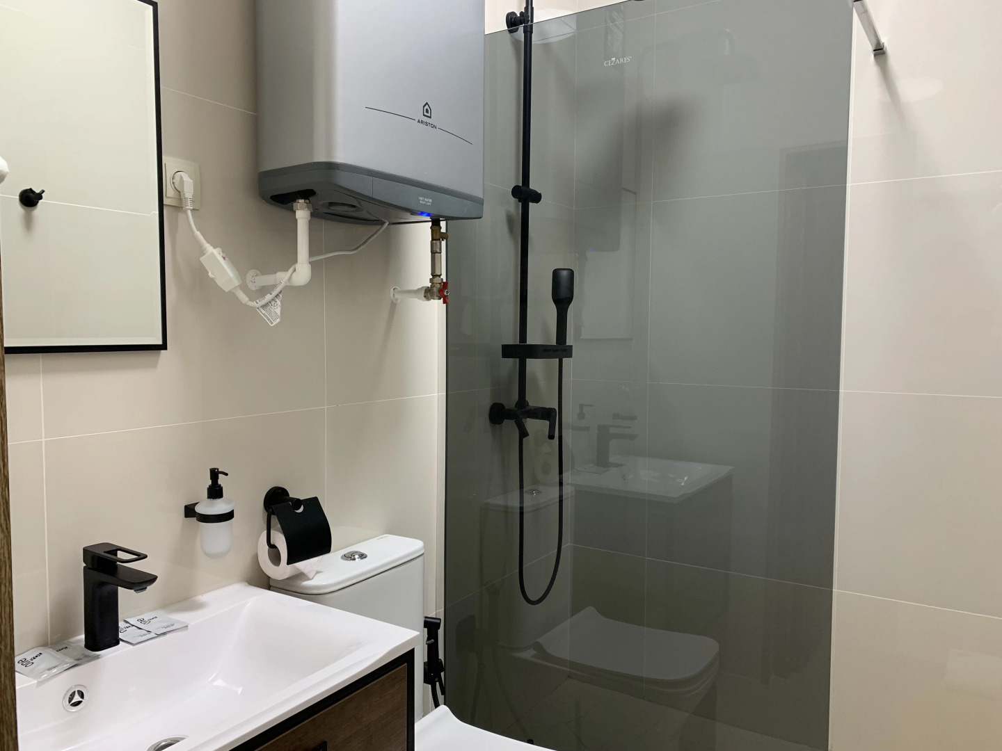 Отель Медовые водопады