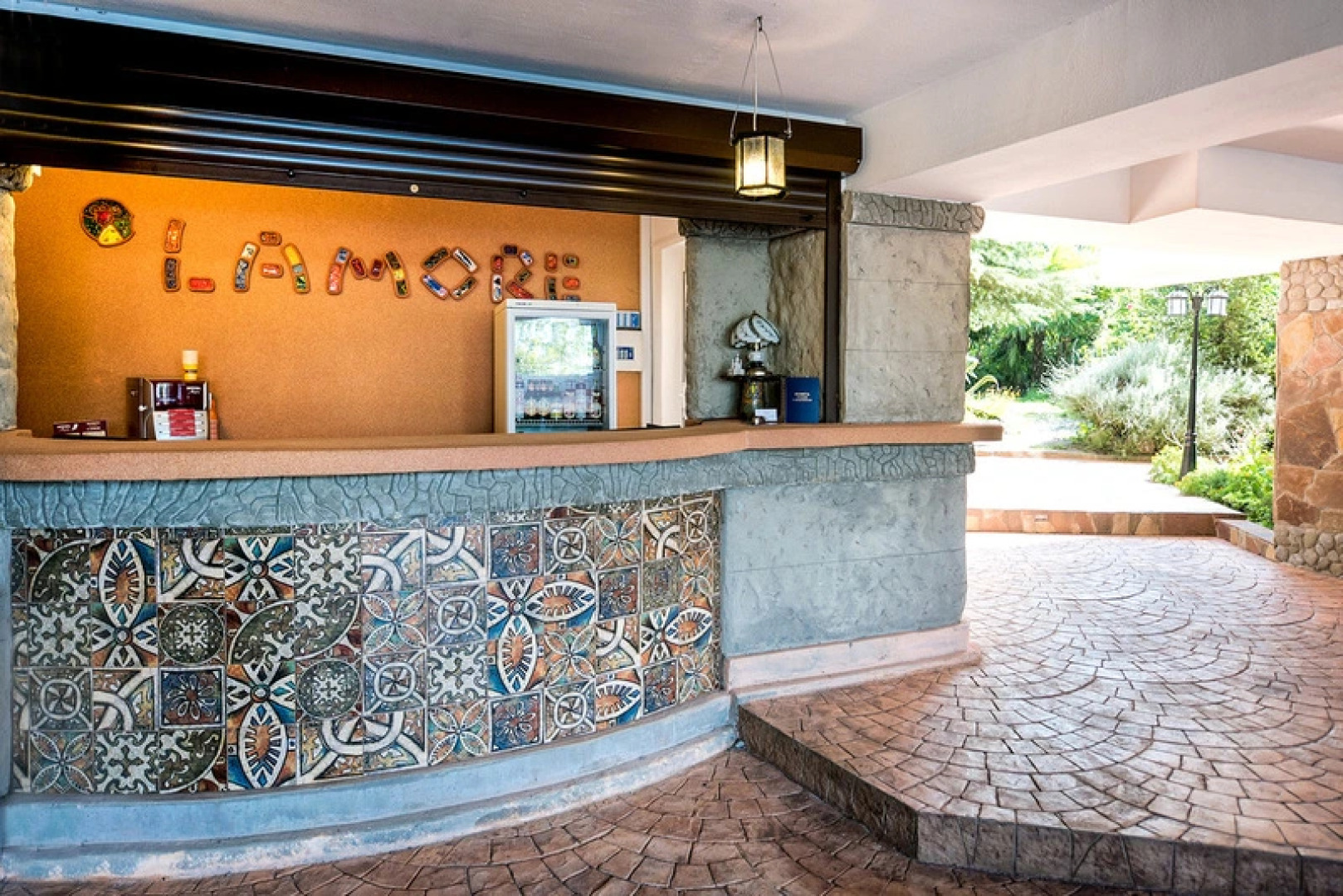 Отель Ламоре