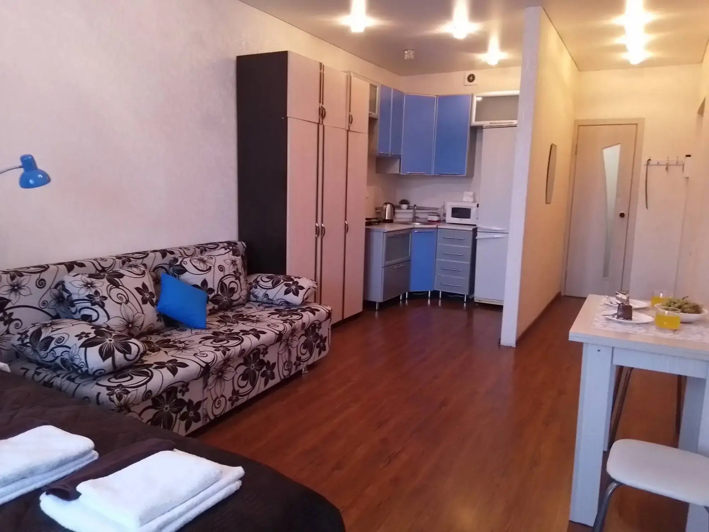 Апартаменты Brauni в Академ Riversaid