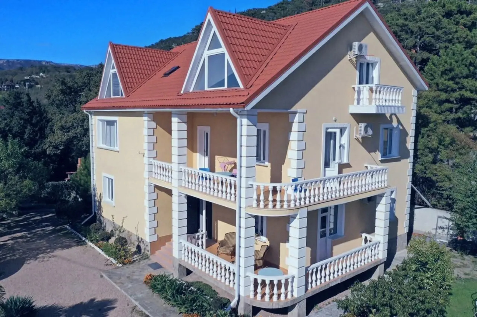 Alba Villa