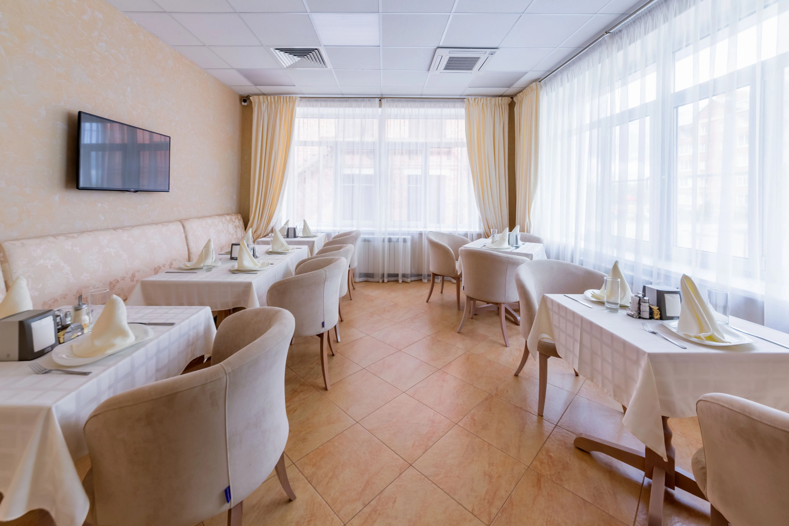 Отель Гармония