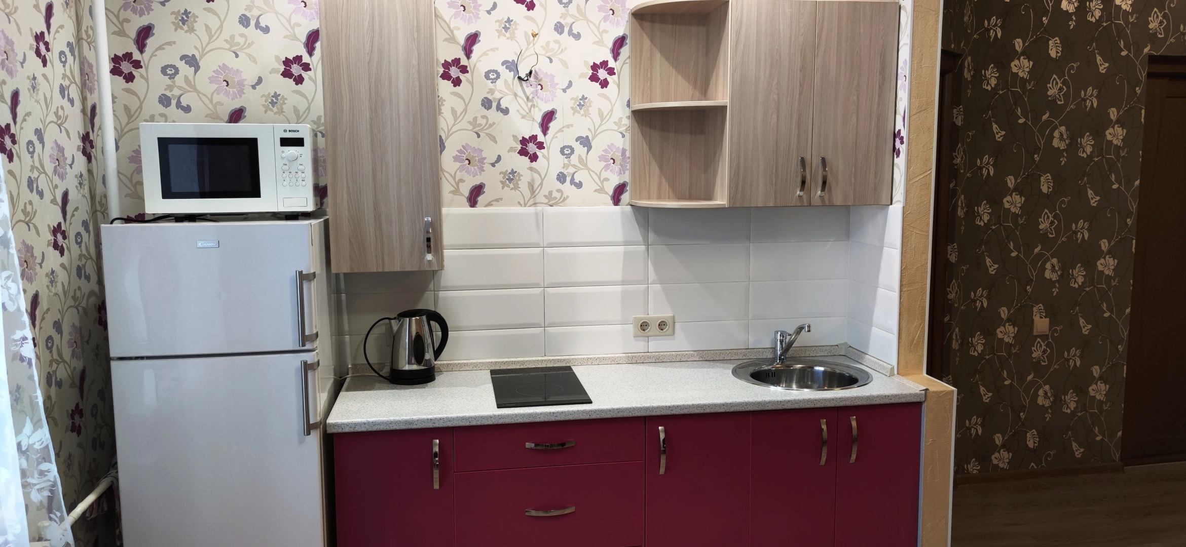 Апартаменты на Челюскинцев 3