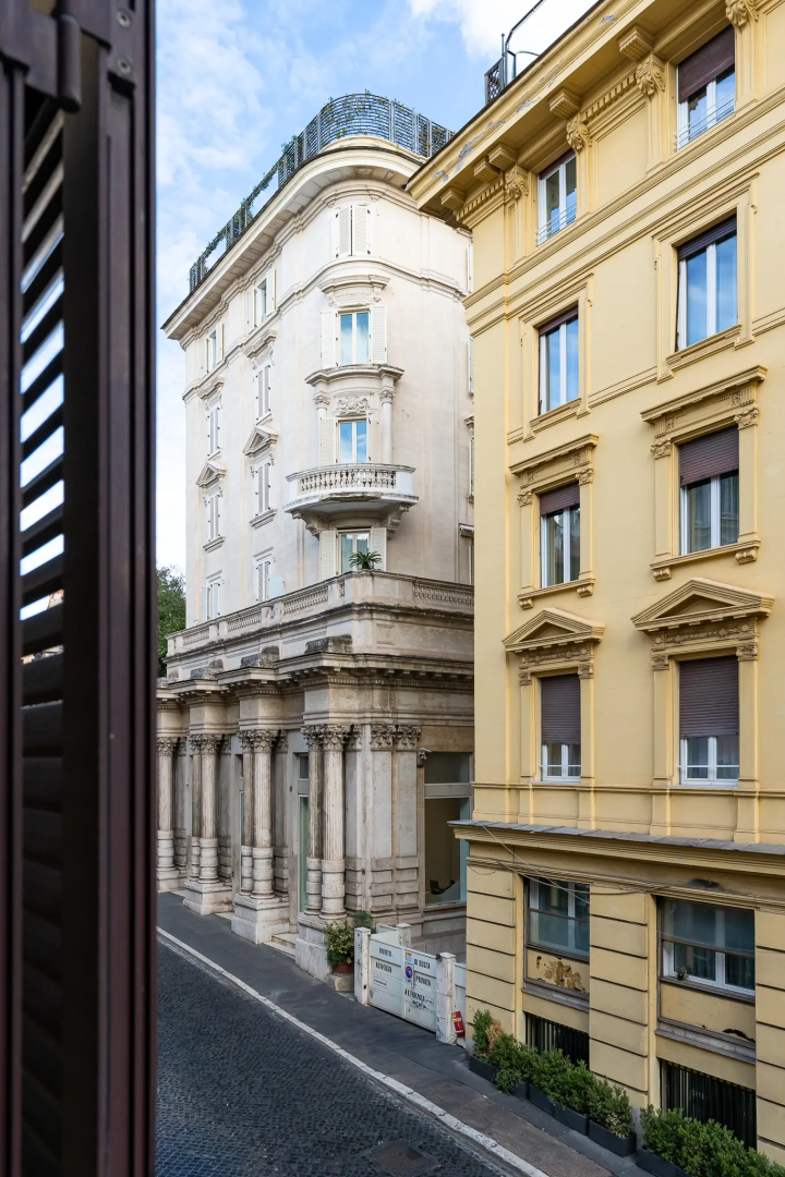 Apartments The Heritage at Trevi Fountain