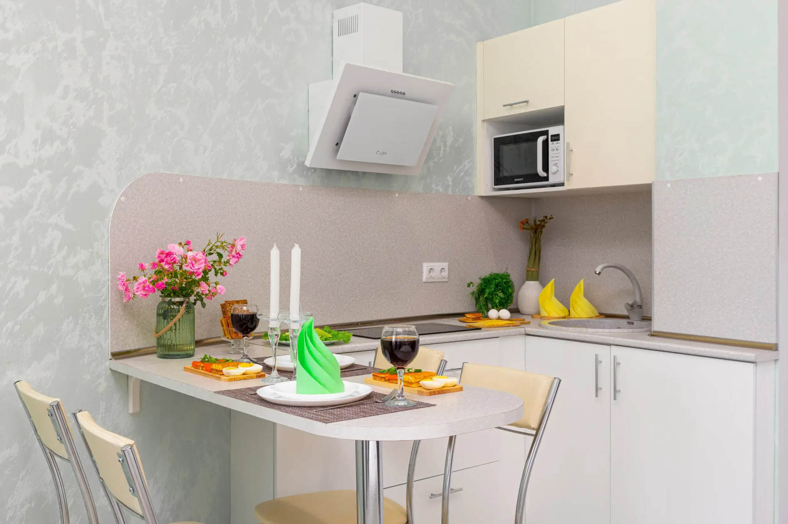 Апартаменты Незабудка Ирины Савельевой - В самом центре у курортного бульвара - Закрытый двор