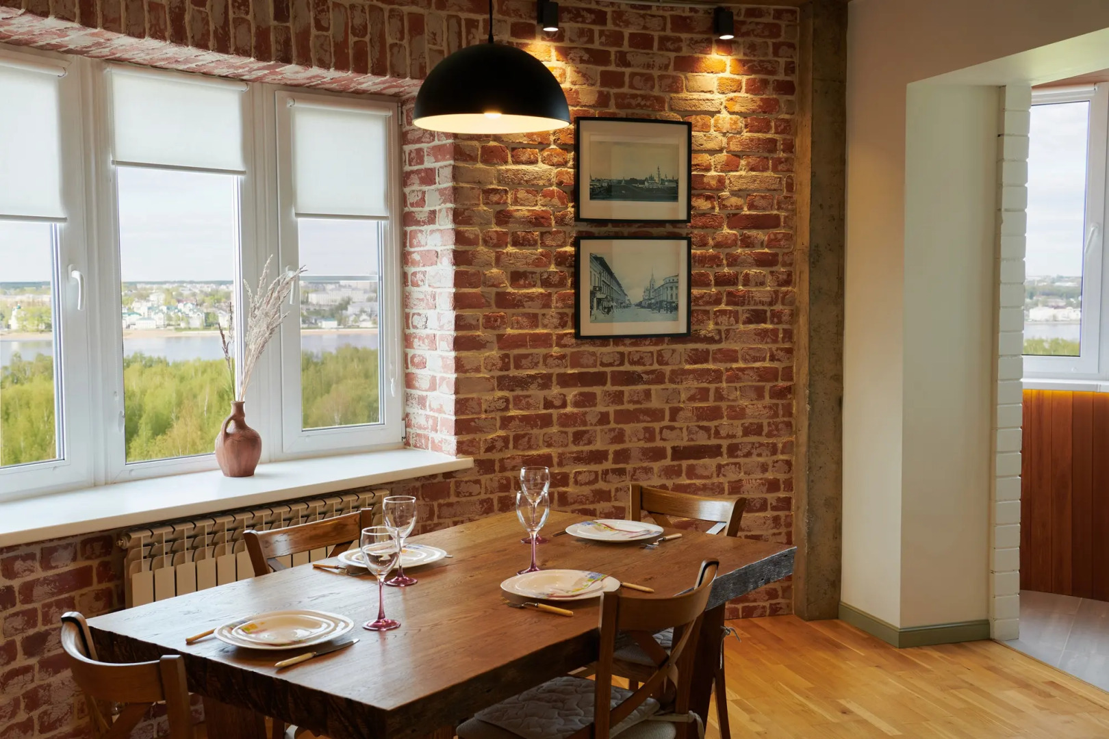 Квартира с Видом на Историческую Часть Костромы и Волгу