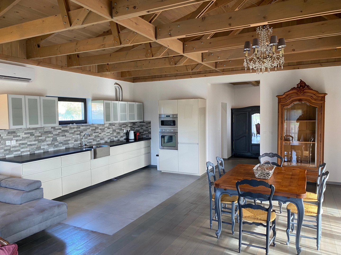 Частный дом Деревянный дом во Франции