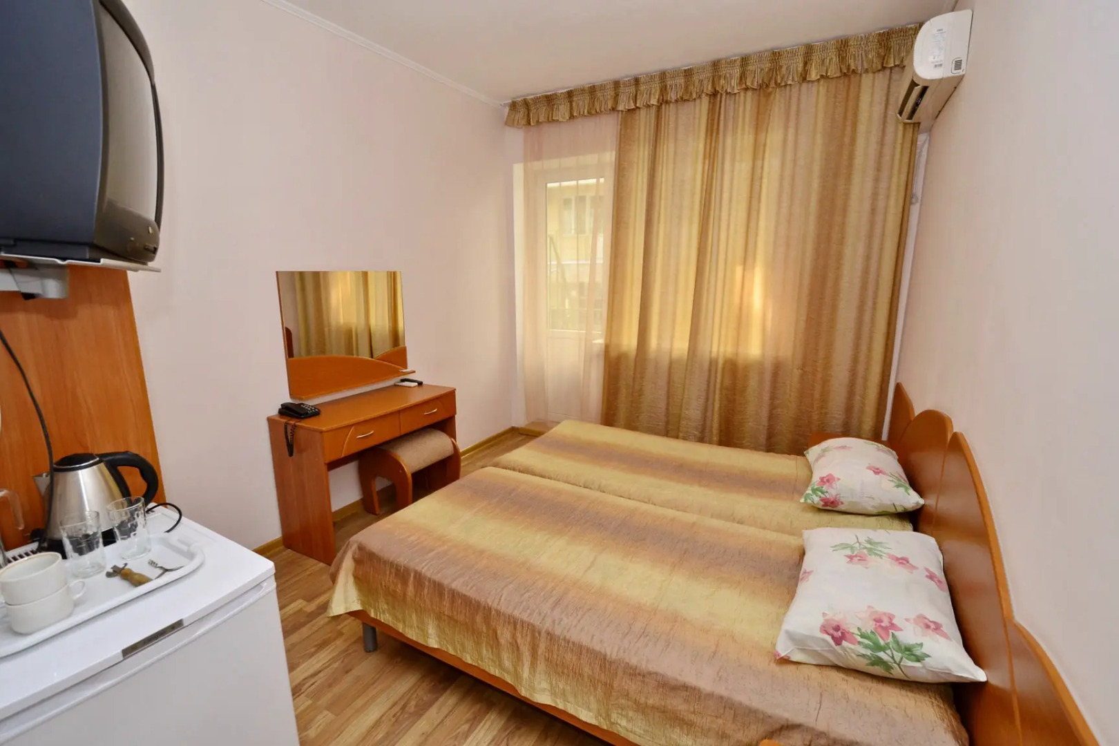 Отель Капитан