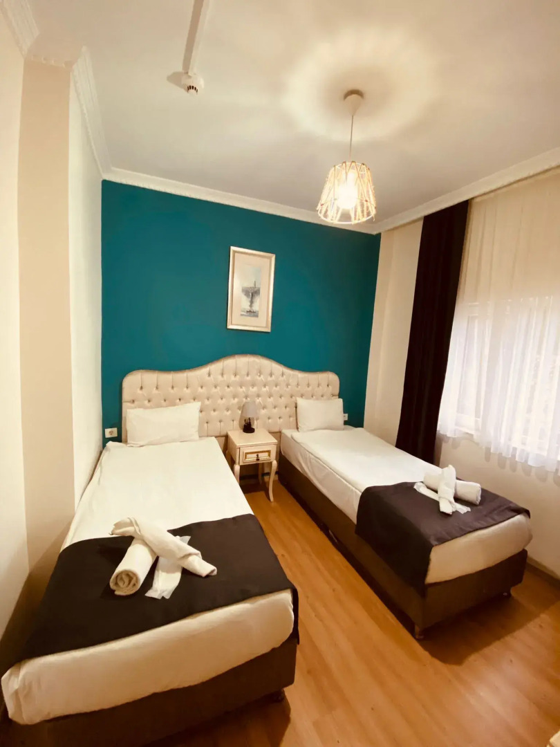 Adora Hotel Cafe & Restaurant