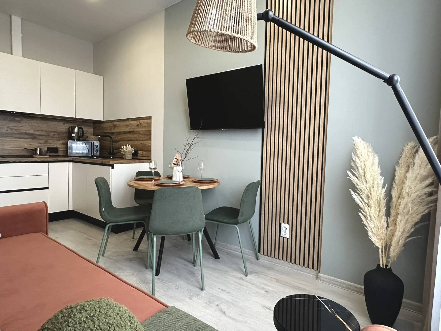 Апартаменты Двухкомнатные в Центре города 524