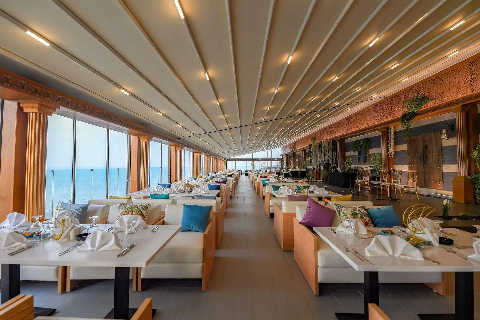 The Palms Beach Hotel And Spa