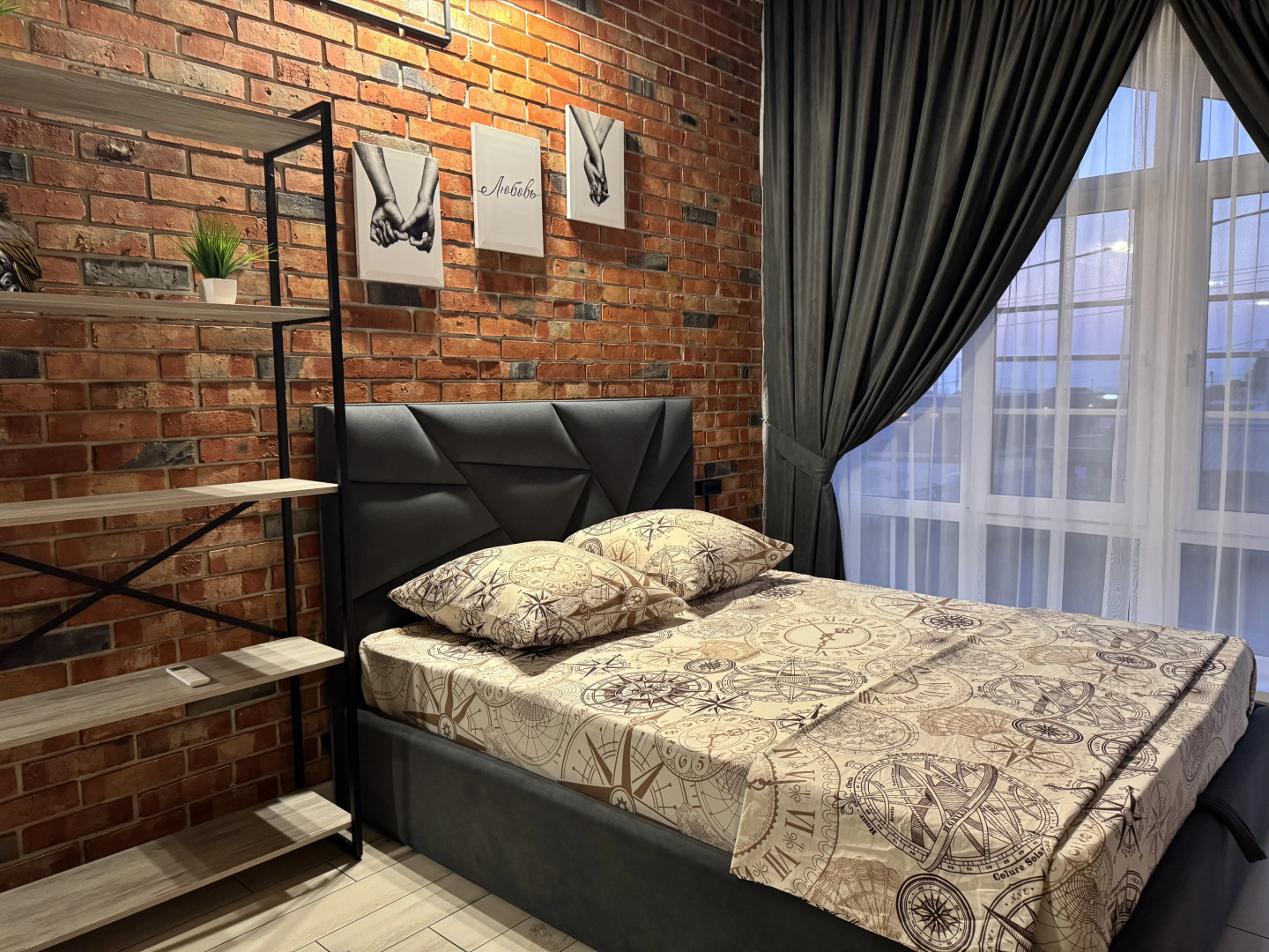 Апартаменты Азов лофт с видом на море