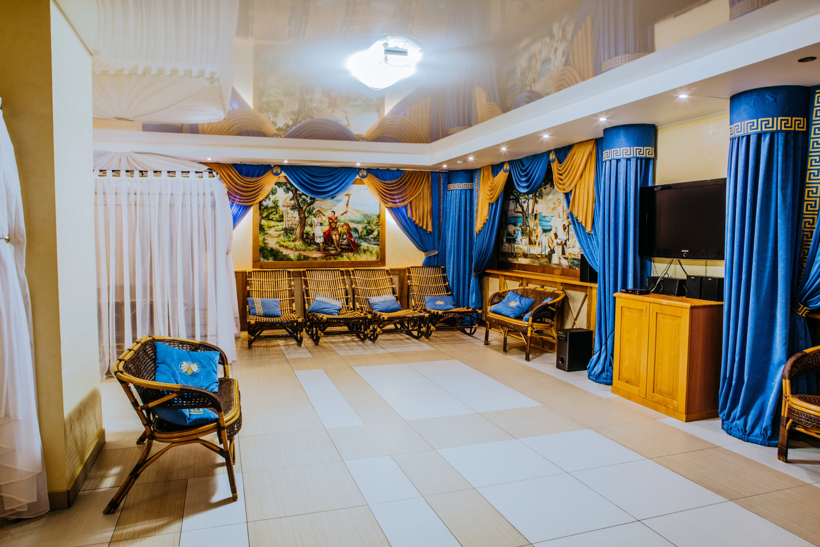 Отель Снежный