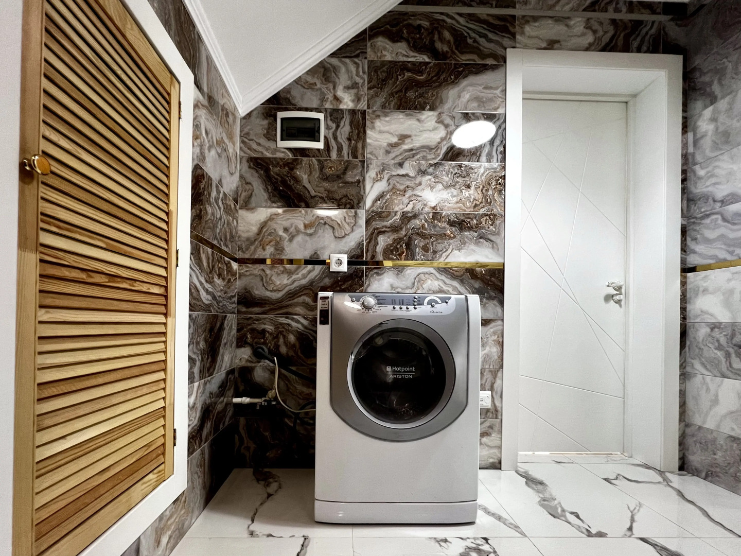 Гостевой дом Загородный коттедж на берегу собственного озера