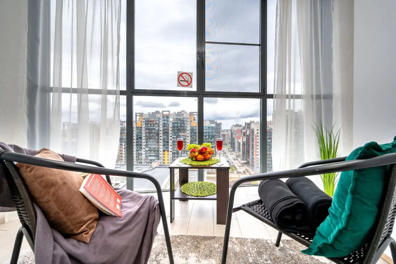 Апартаменты More