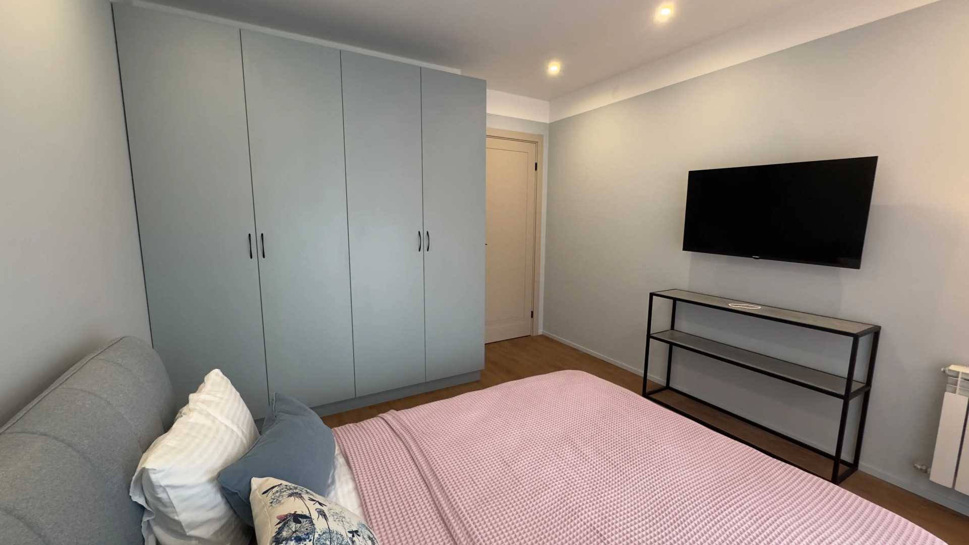 Апартаменты Просторная Двухэтажная