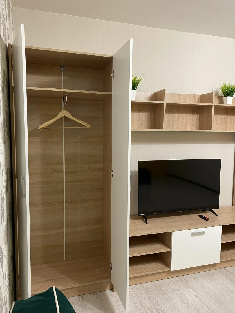 Квартира 2-комнатная на академика Байкова 11-2