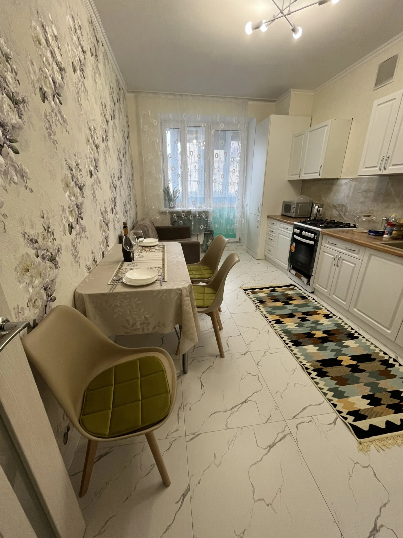 Квартира Уютная Светлая Квартира с Новым Ремонтом в Центре Города