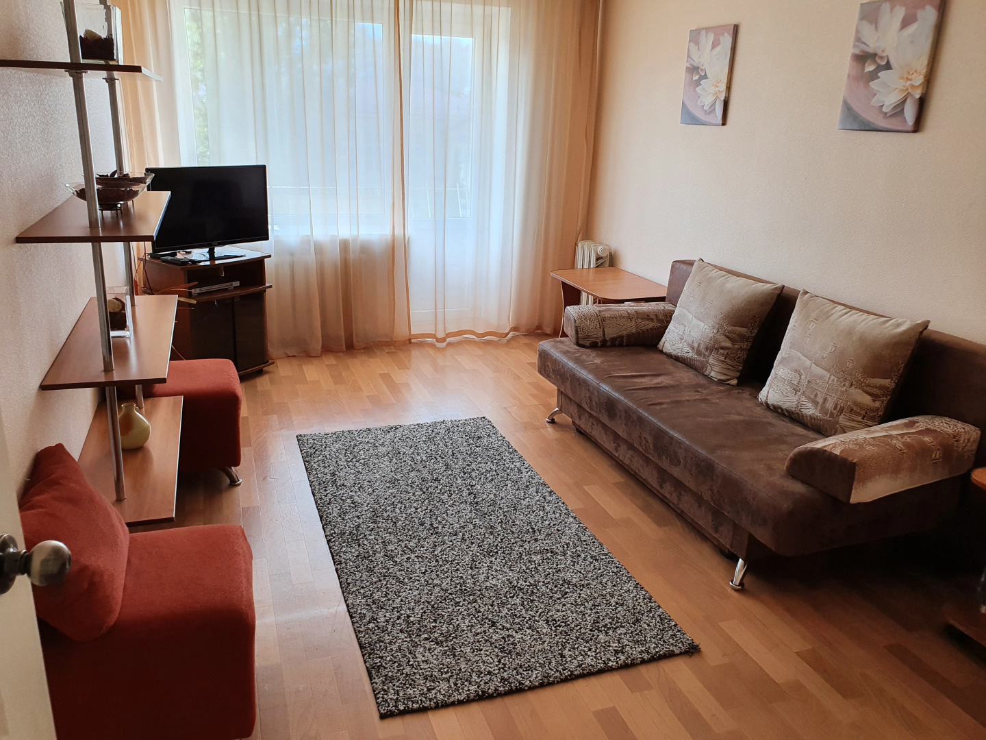 Апартаменты Карла Маркса 76-42