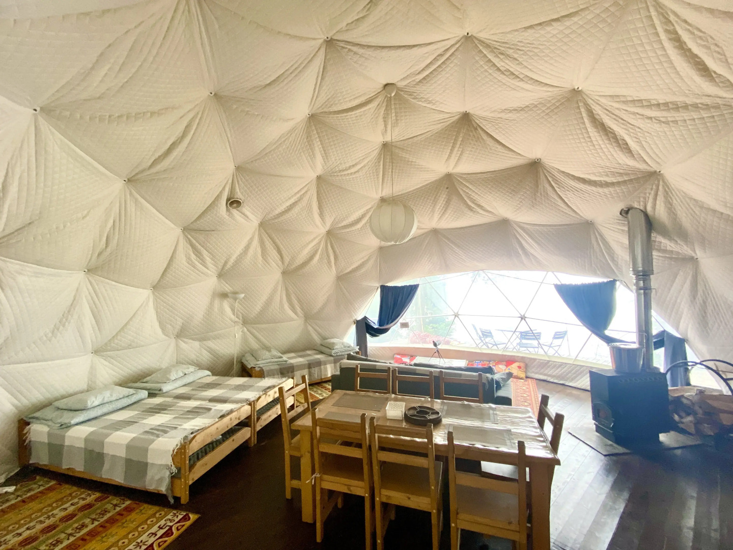 Глэмпинг Атмосфера