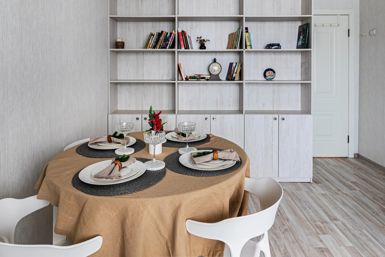 Квартира 2 комнатная в центре рядом Парк Горького