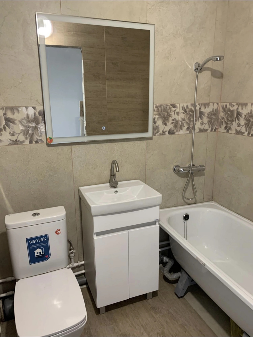 Квартира Трехкомнатная рядом с центром