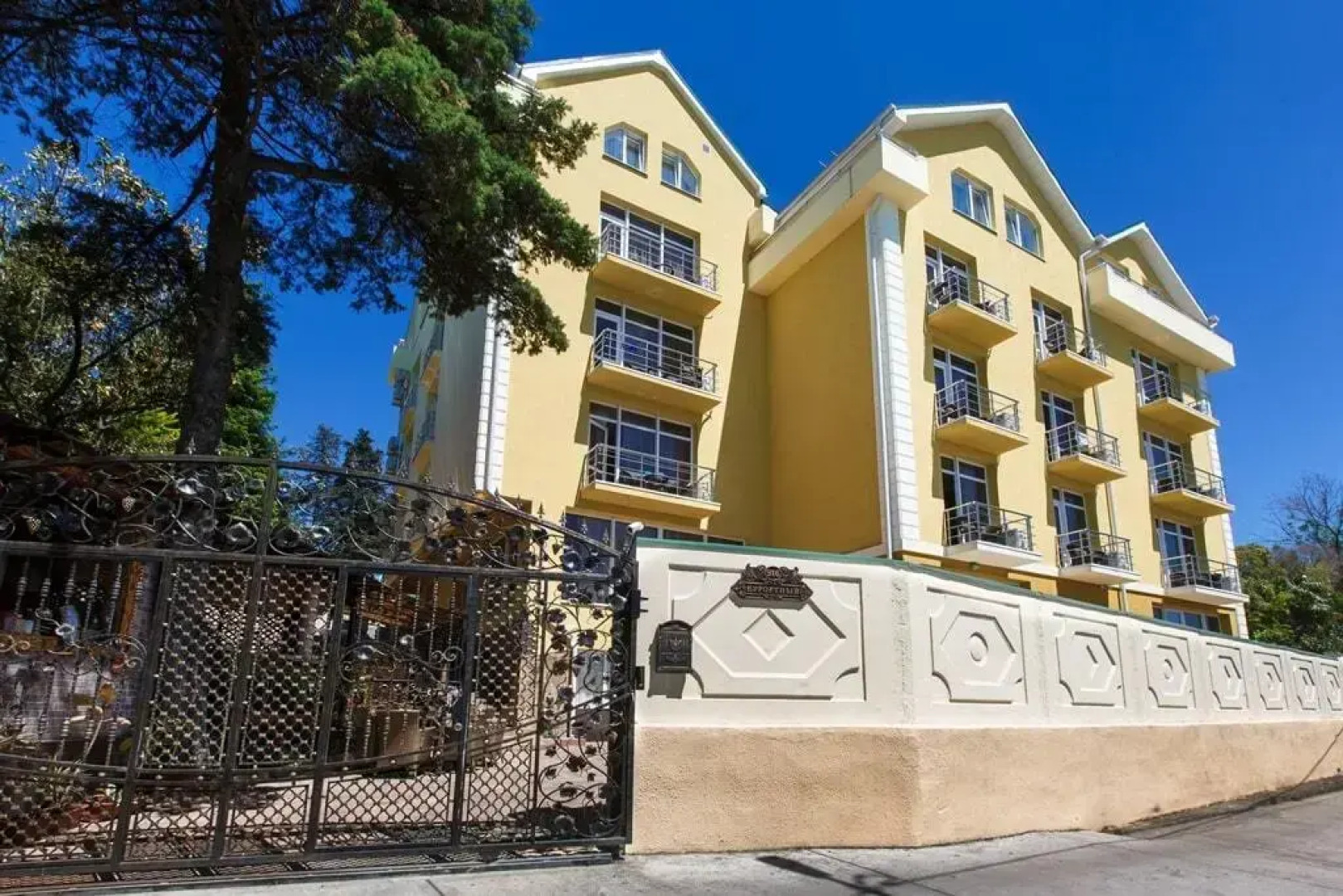 Отель Пеликан