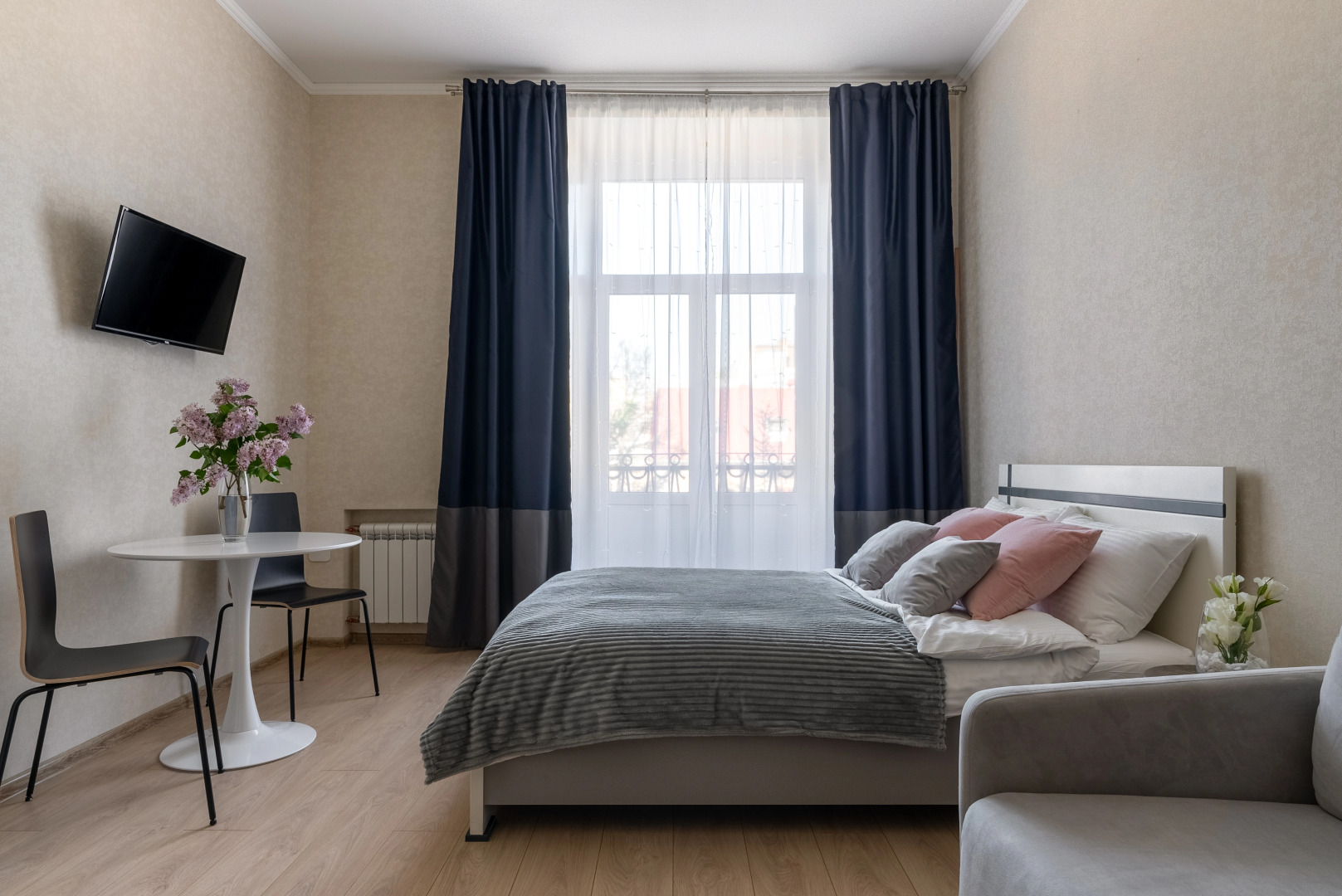 Апартаменты с Балконом в Центре Города