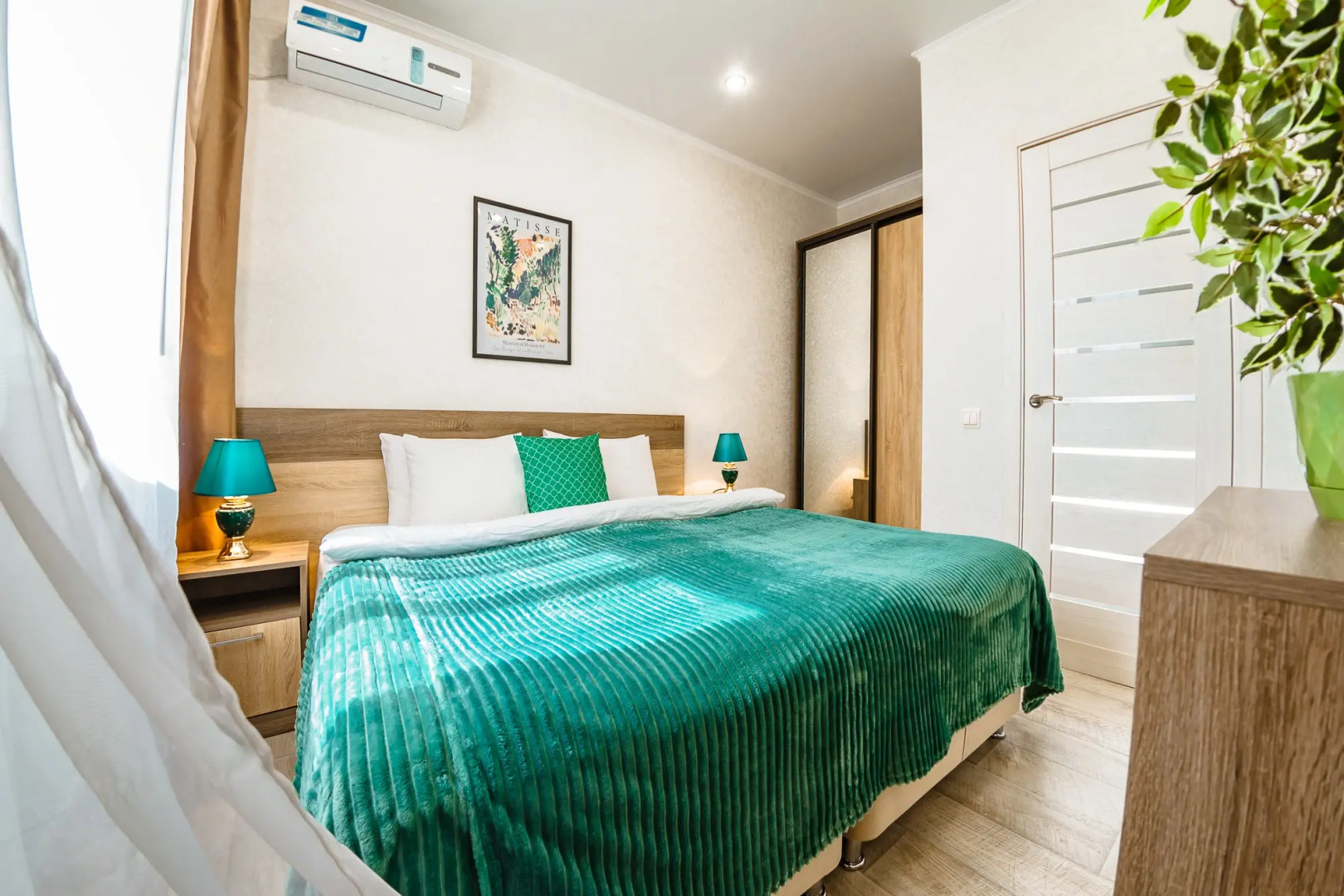 Апартаменты B-Flats Владимирская 148/1