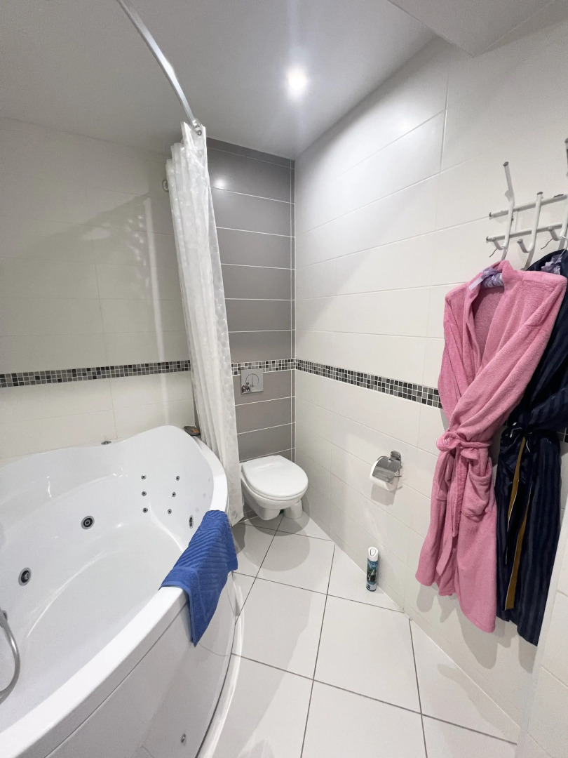 Апартаменты Студия Люкс с Джакузи