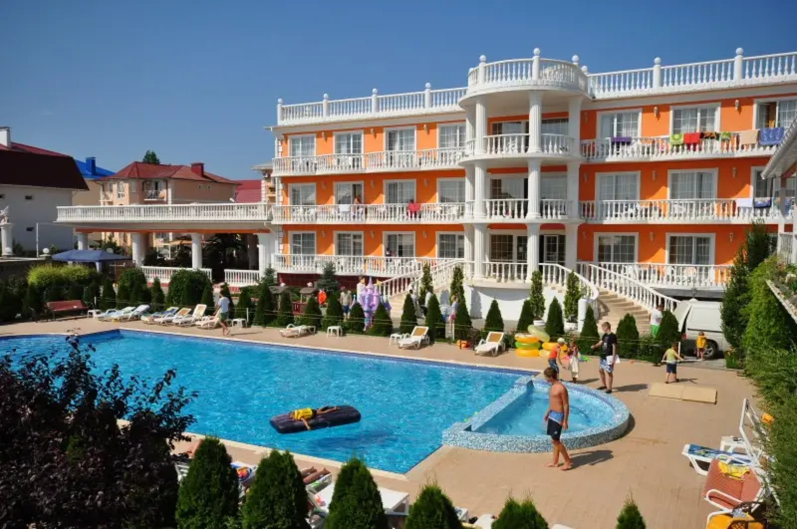 Отель Апельсин