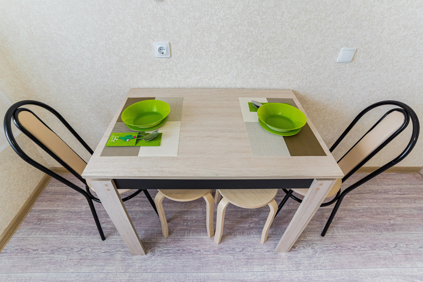 Апартаменты Уютные в Тихом Экологически Чистом Районе от LetoAрart