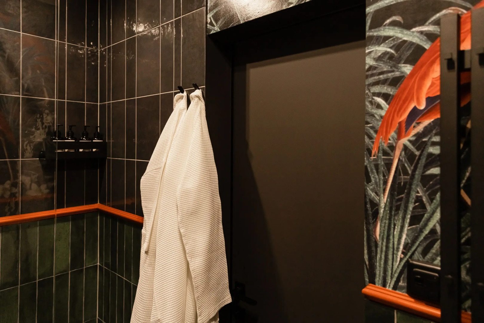 Апартаменты Новые Дизайнерские с Видом на Верхнее Озеро