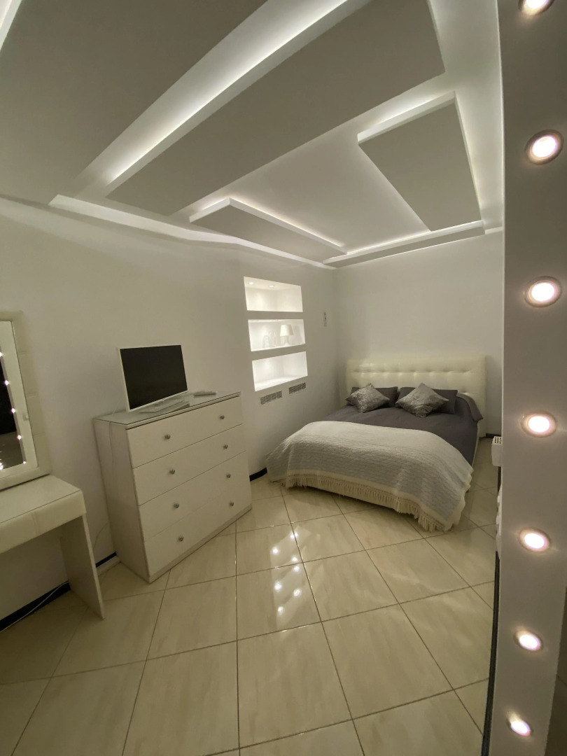 Апартаменты Уютная современная квартира в историческом центре города