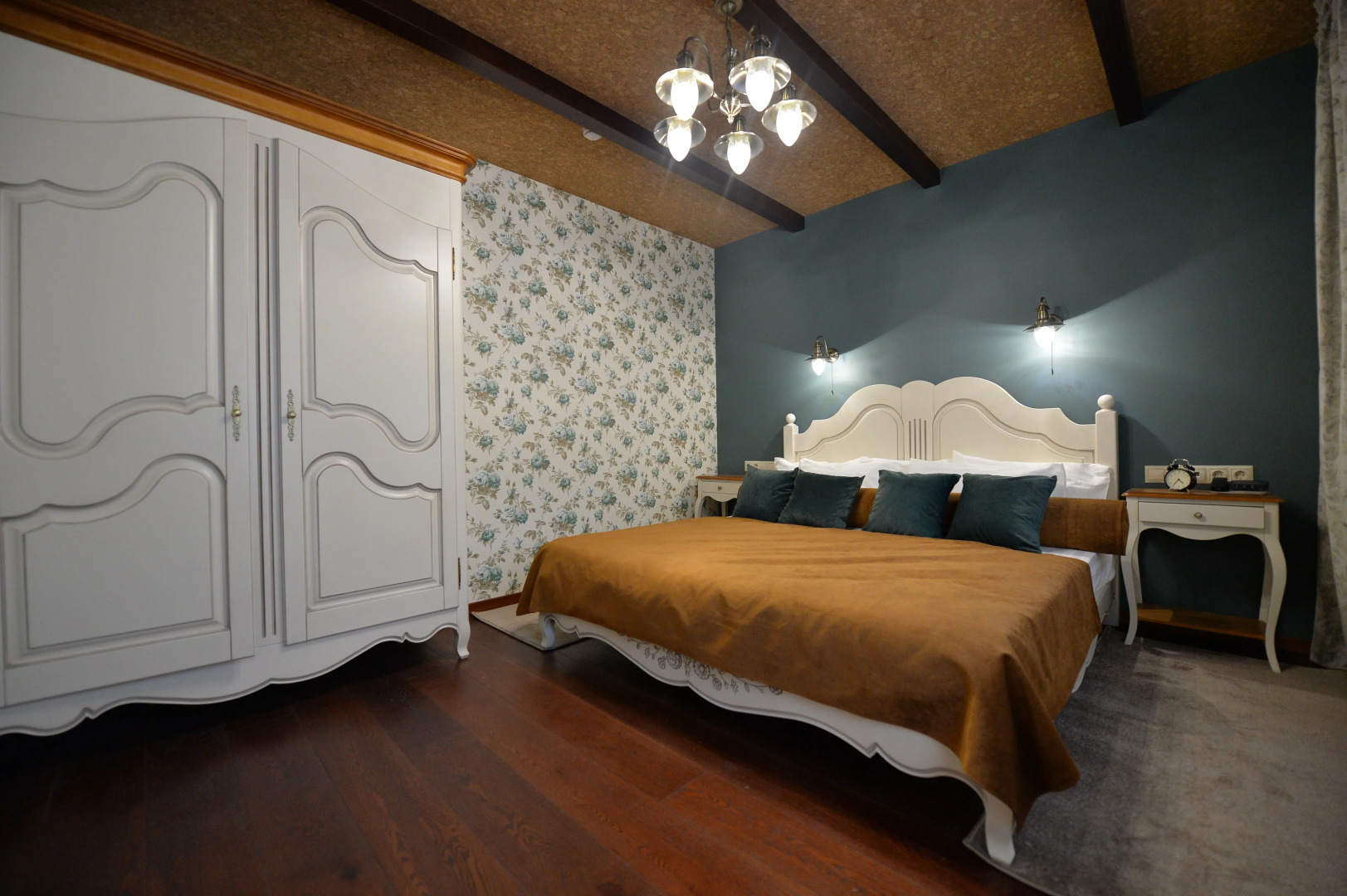 Апартаменты Необыкновенный дом 7