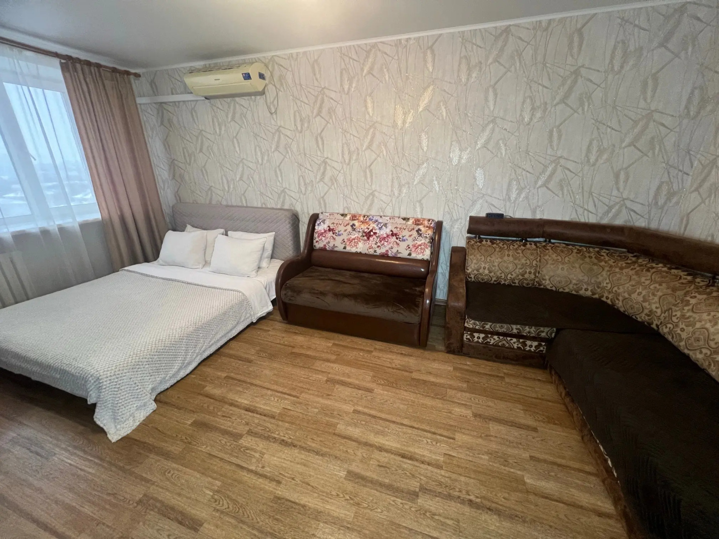 Квартира комфорт на ул Максима Горького 158